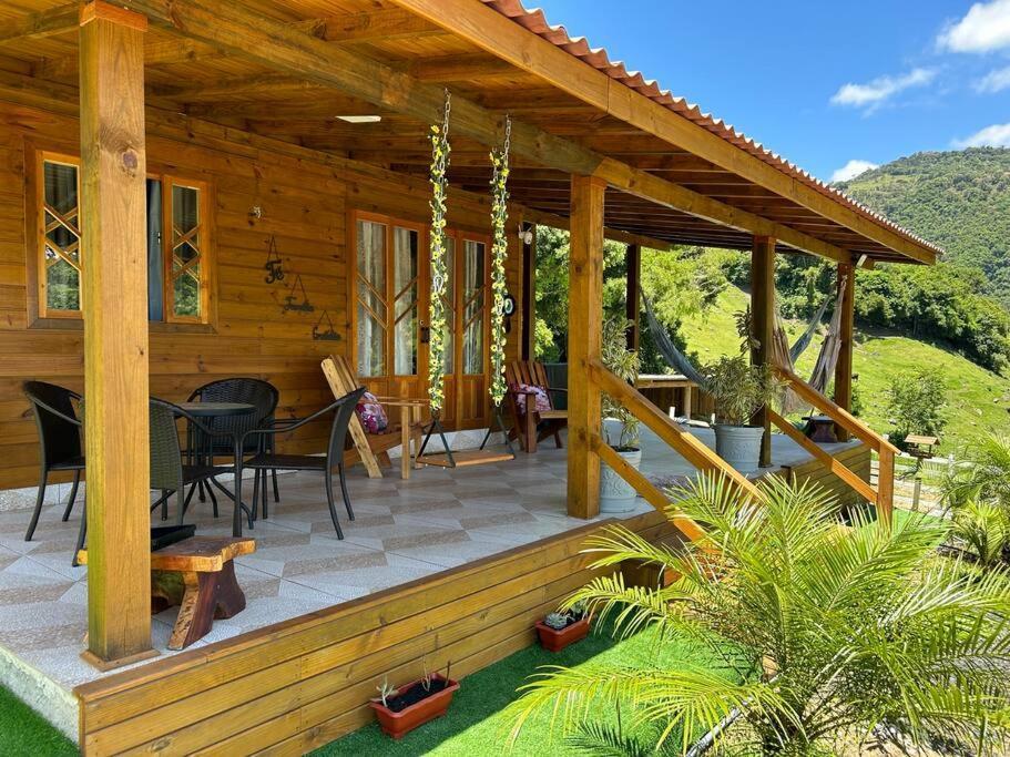 Sitio Vale Das Pedras Alfredo Wagner Exteriér fotografie